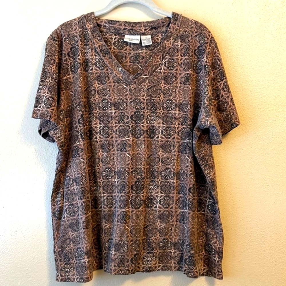 ST JOHNS BAY LADIES TEE 1X